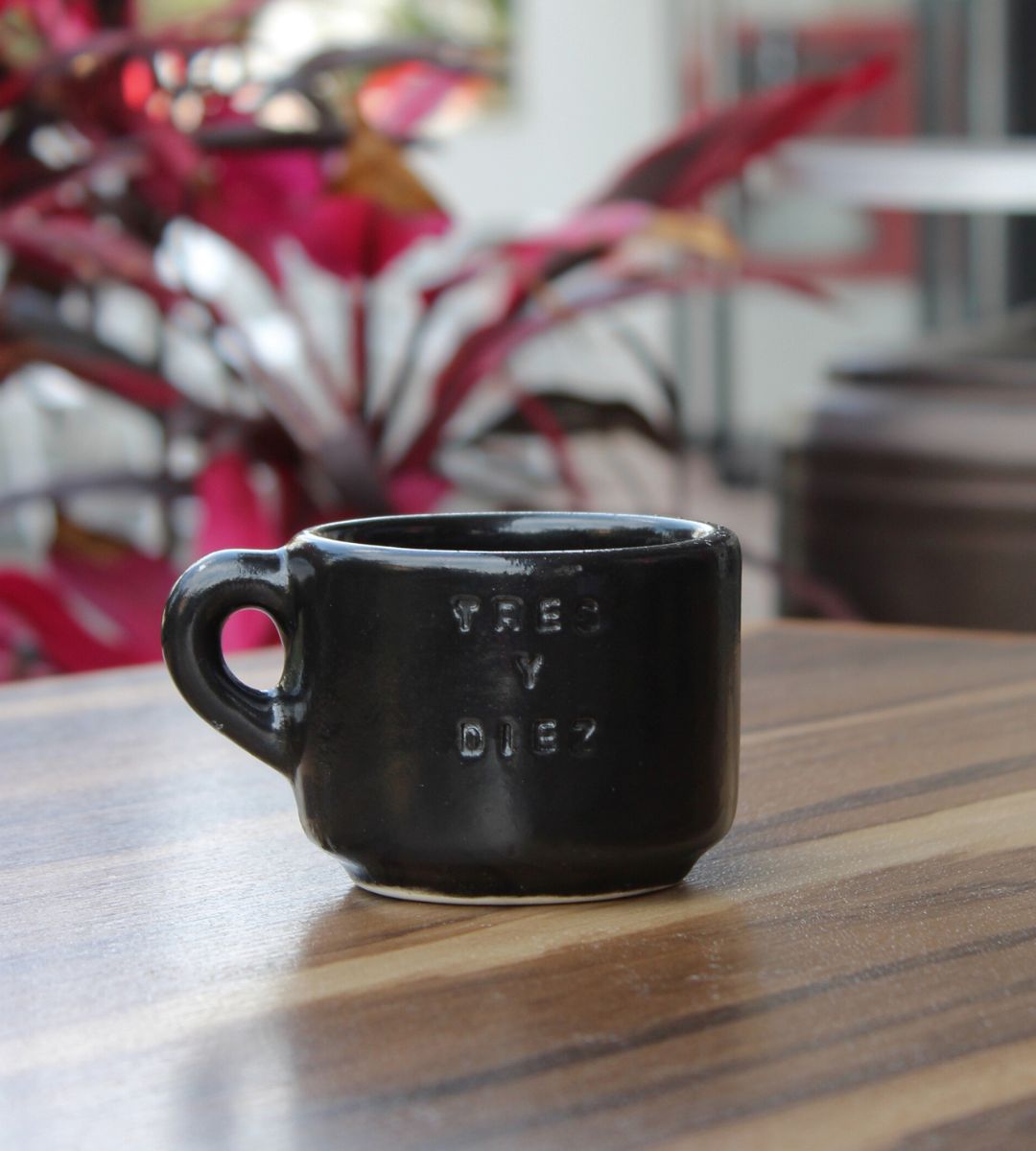 Taza Alba Negra